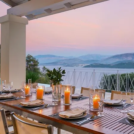 Omolos House * Corfu (city)